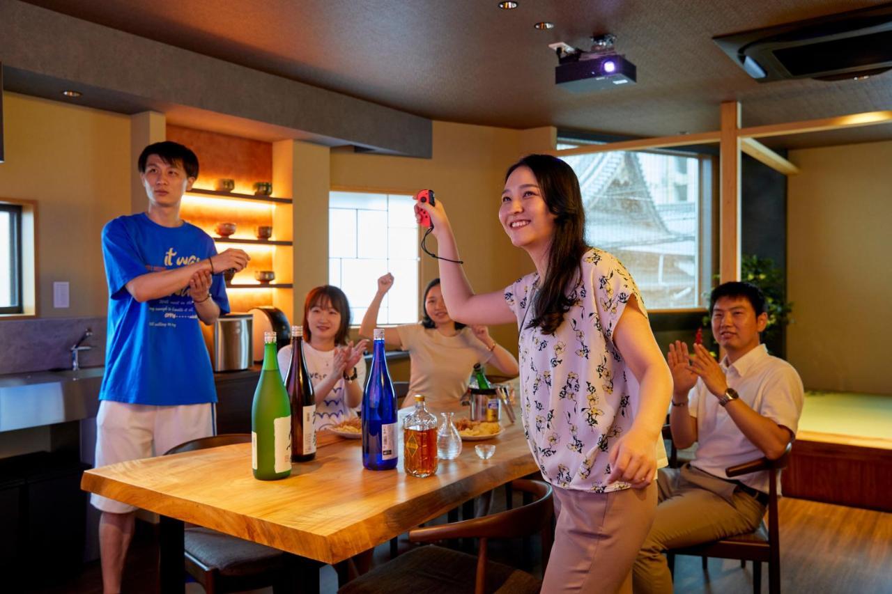 古今 天下茶屋 With A Private Parking Lot And A Half Open-air Bath And Direct To Kix 別荘