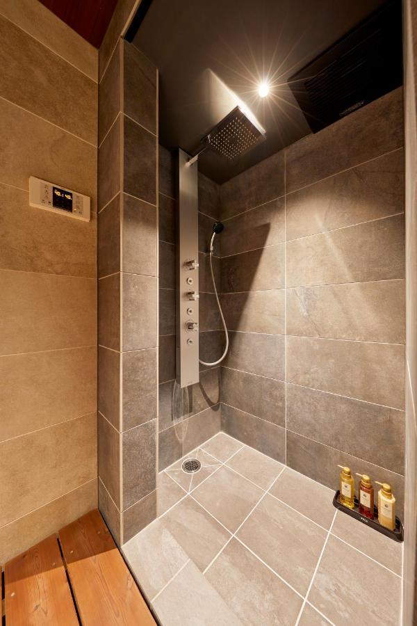 古今 天下茶屋 With A Private Parking Lot And A Half Open-air Bath And Direct To Kix Holiday home Osaka