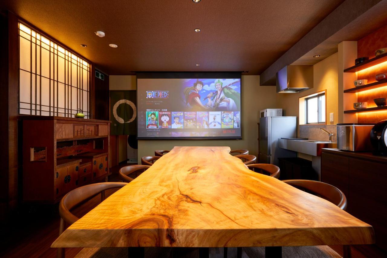 別荘 古今 天下茶屋 With A Private Parking Lot And A Half Open-air Bath And Direct To Kix 大阪市